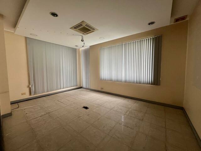 office building  image