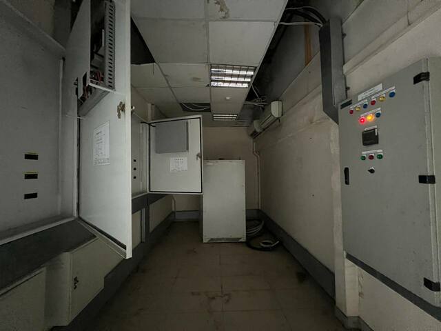 office building  image