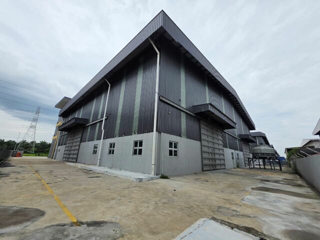 Semenyih, Bandar Rinching Semi-Detached factory with 32,000sf For Rent image