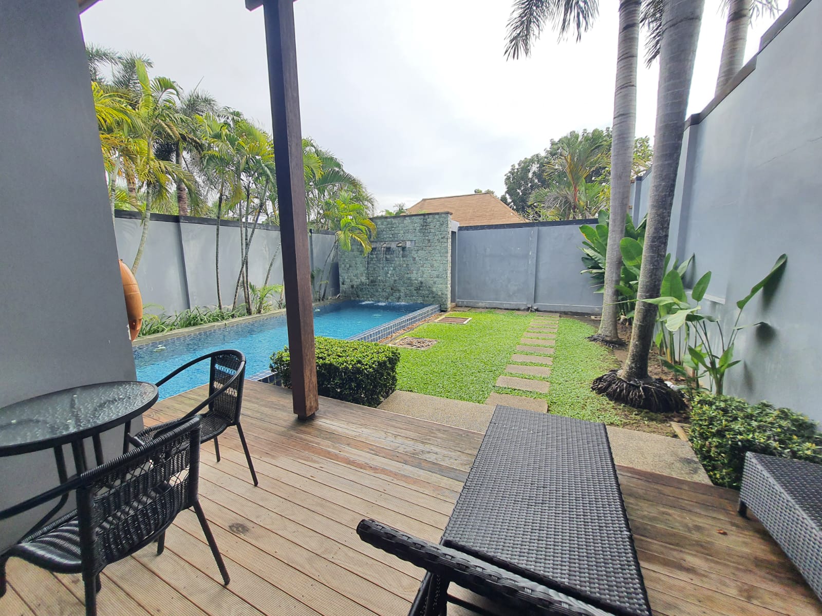 Modern Pool Villa near Nai Harn & Rawai image
