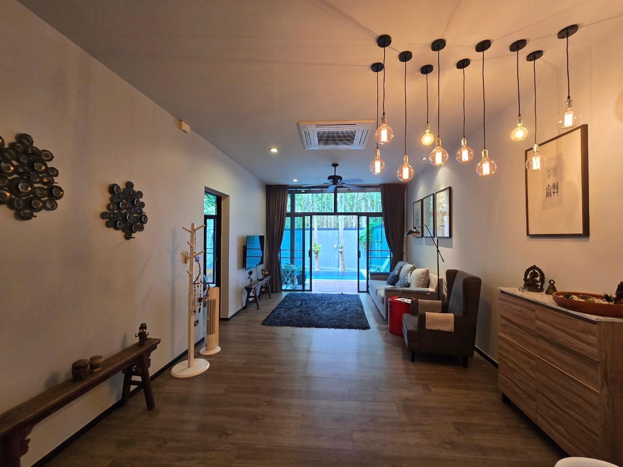 Modern 2-Bedroom Pool Villa near Nai Harn & Rawai image