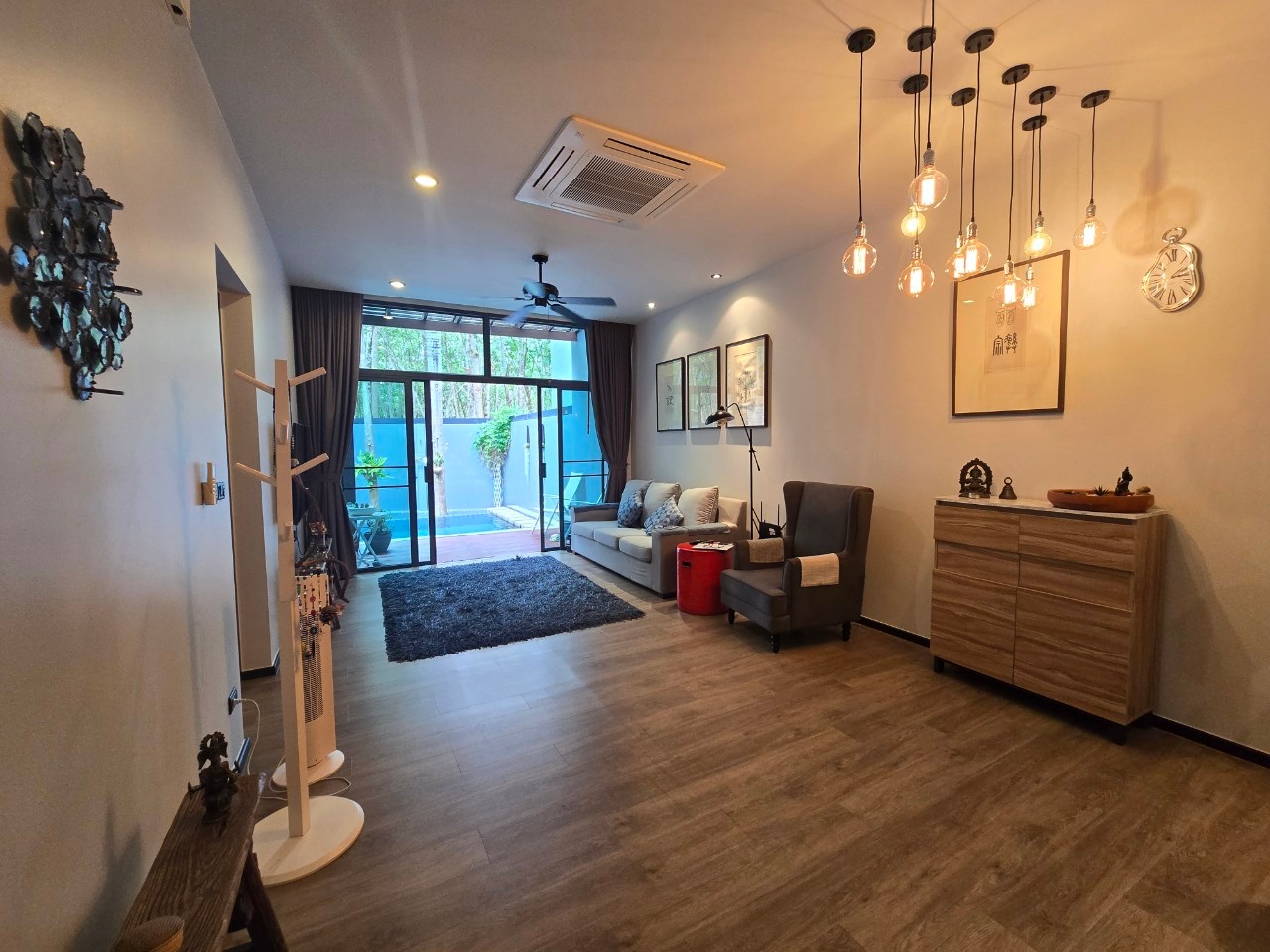 Modern 2-Bedroom Pool Villa near Nai Harn & Rawai image