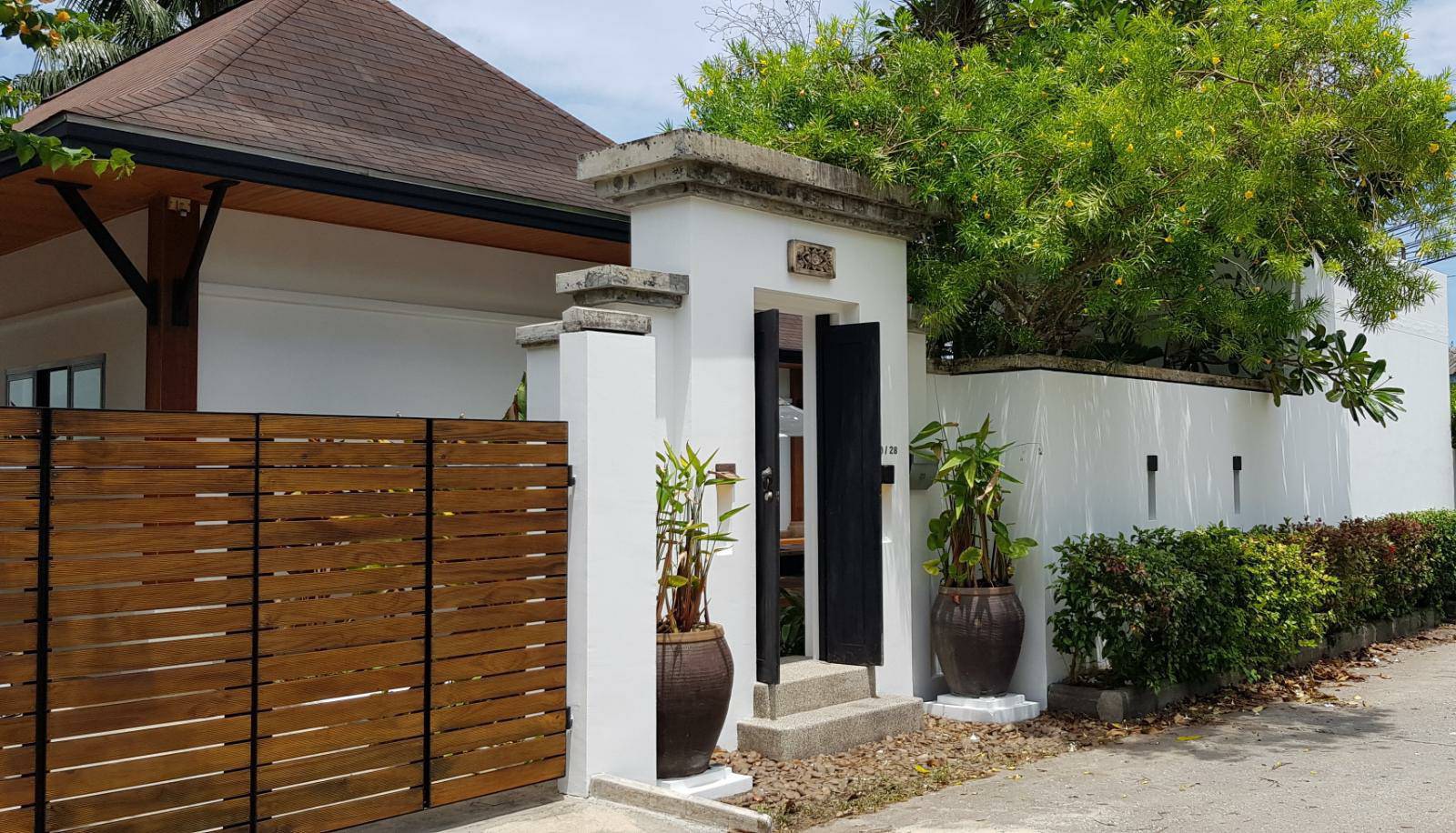 Modern Oriental-Style Pool Villa in Rawai – Soi Salika image
