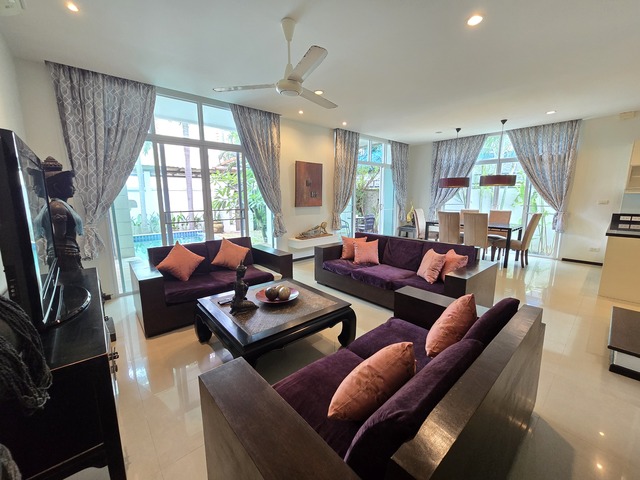 Modern Duplex Pool Condominium in Nai Harn – Corner Unit image