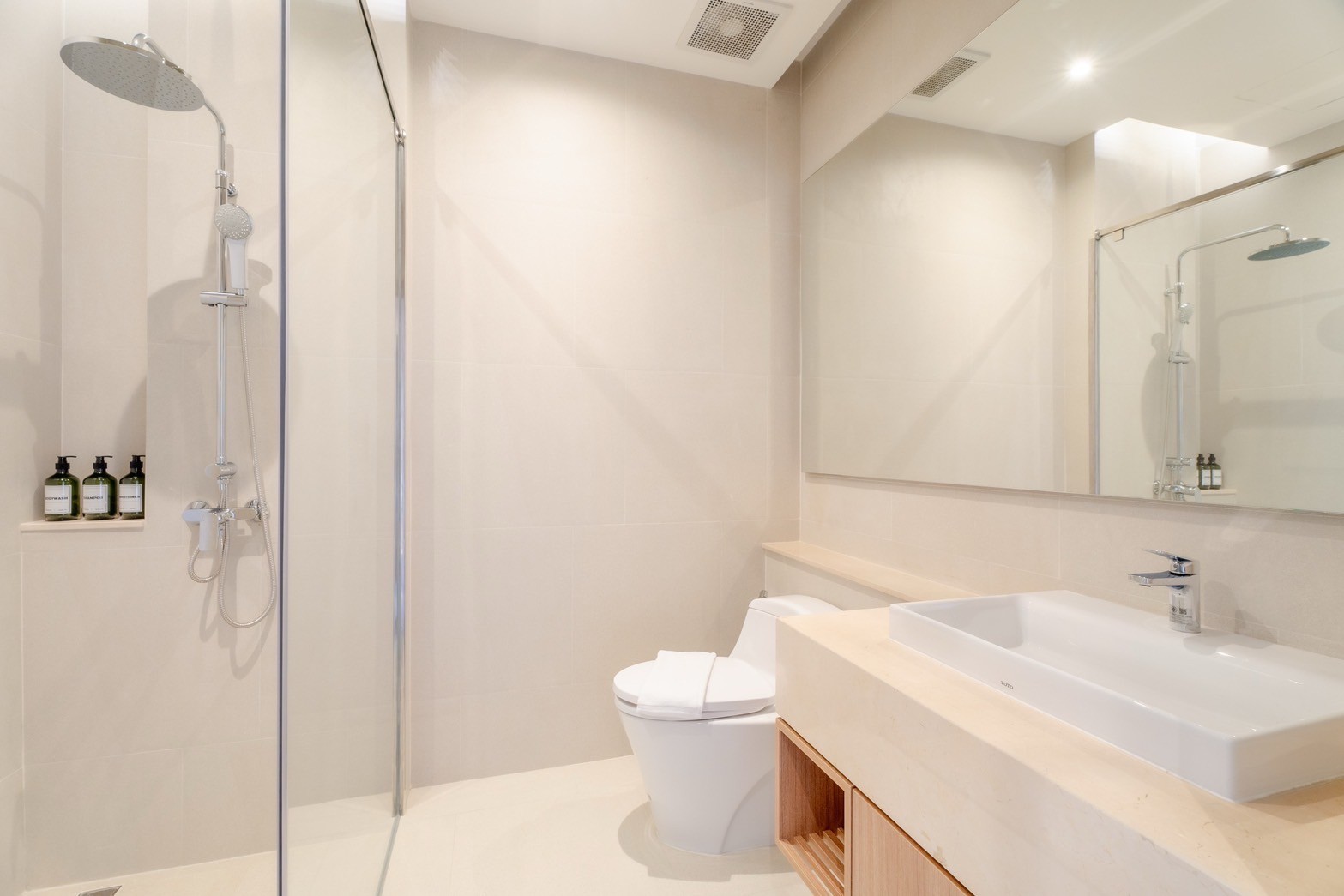 Asian Fusion Elegance – Newly Built 3-Bedroom Pool Villa in Saiyuan, South Phuket image