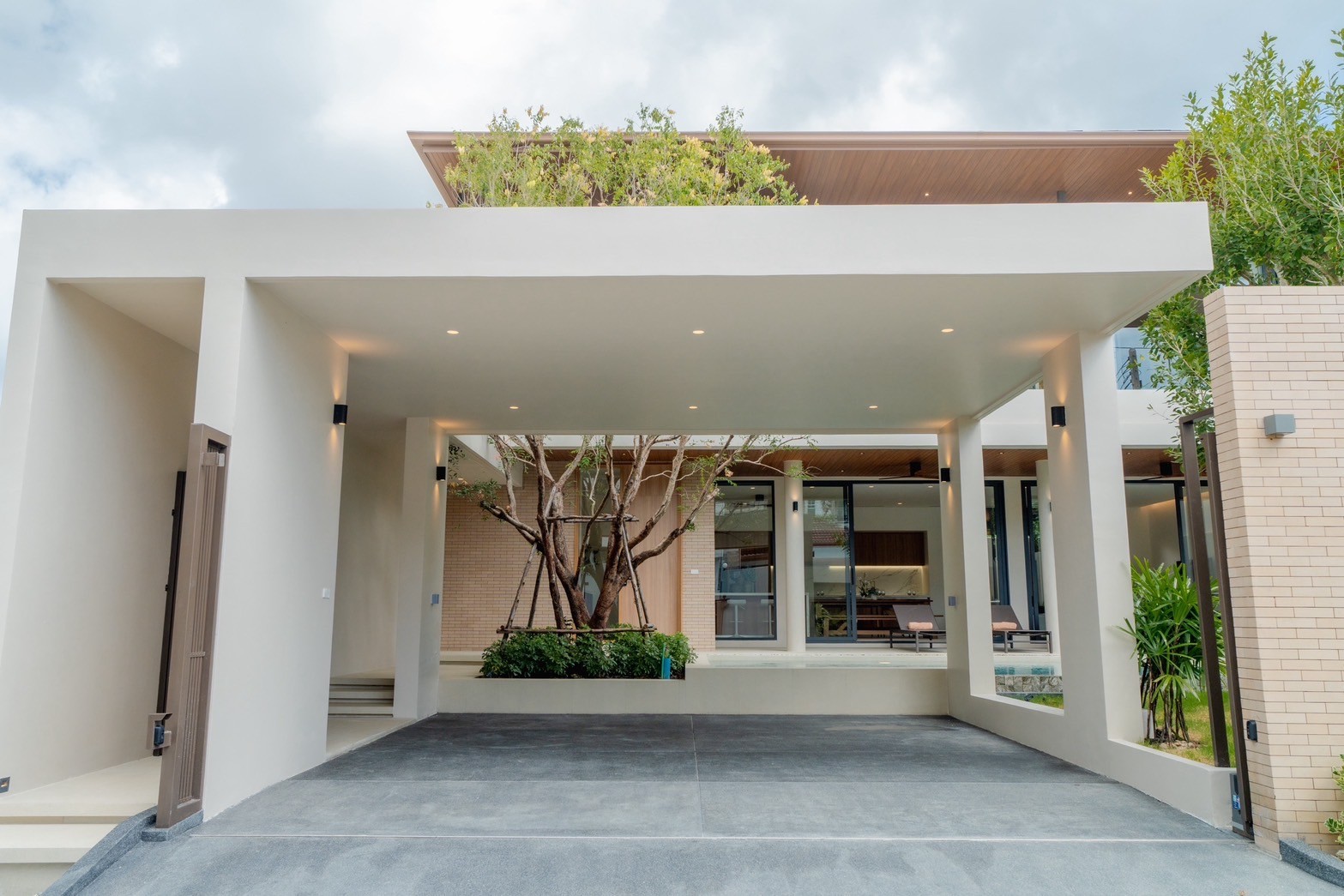Asian Fusion Elegance – Newly Built 3-Bedroom Pool Villa in Saiyuan, South Phuket image