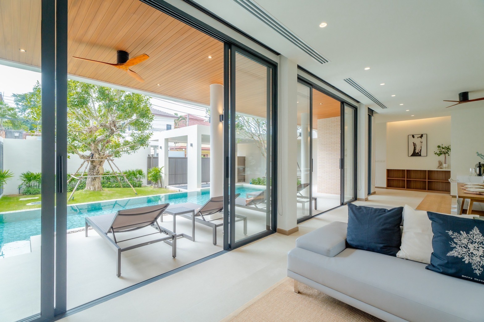 Asian Fusion Elegance – Newly Built 3-Bedroom Pool Villa in Saiyuan, South Phuket image