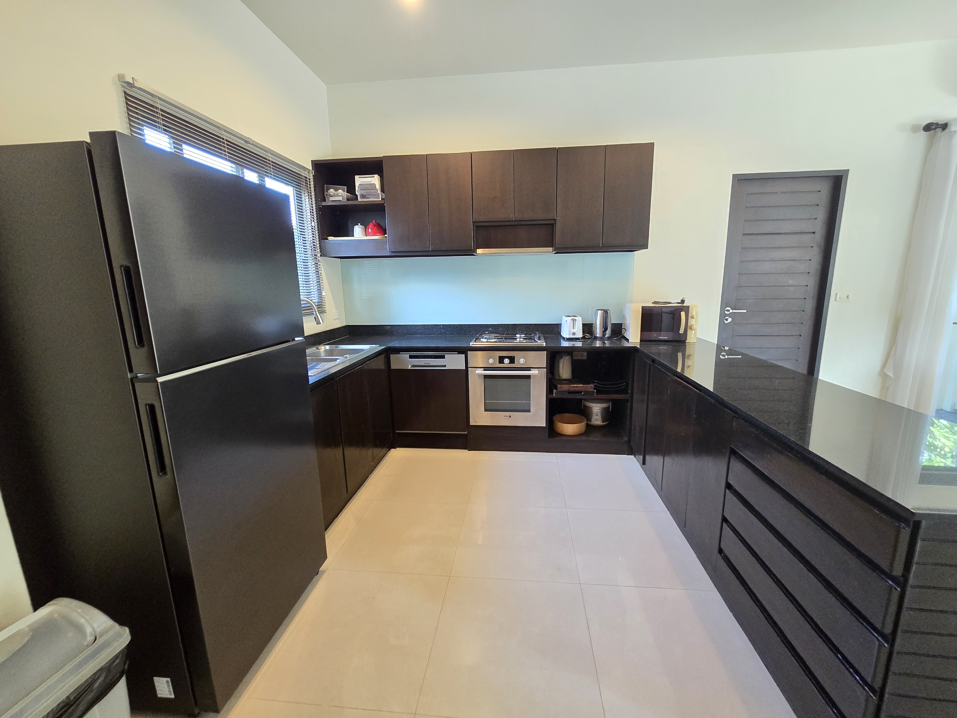 Elegant Oriental-Style 3-Bedroom Pool Villa – Nai Harn, South Phuket image