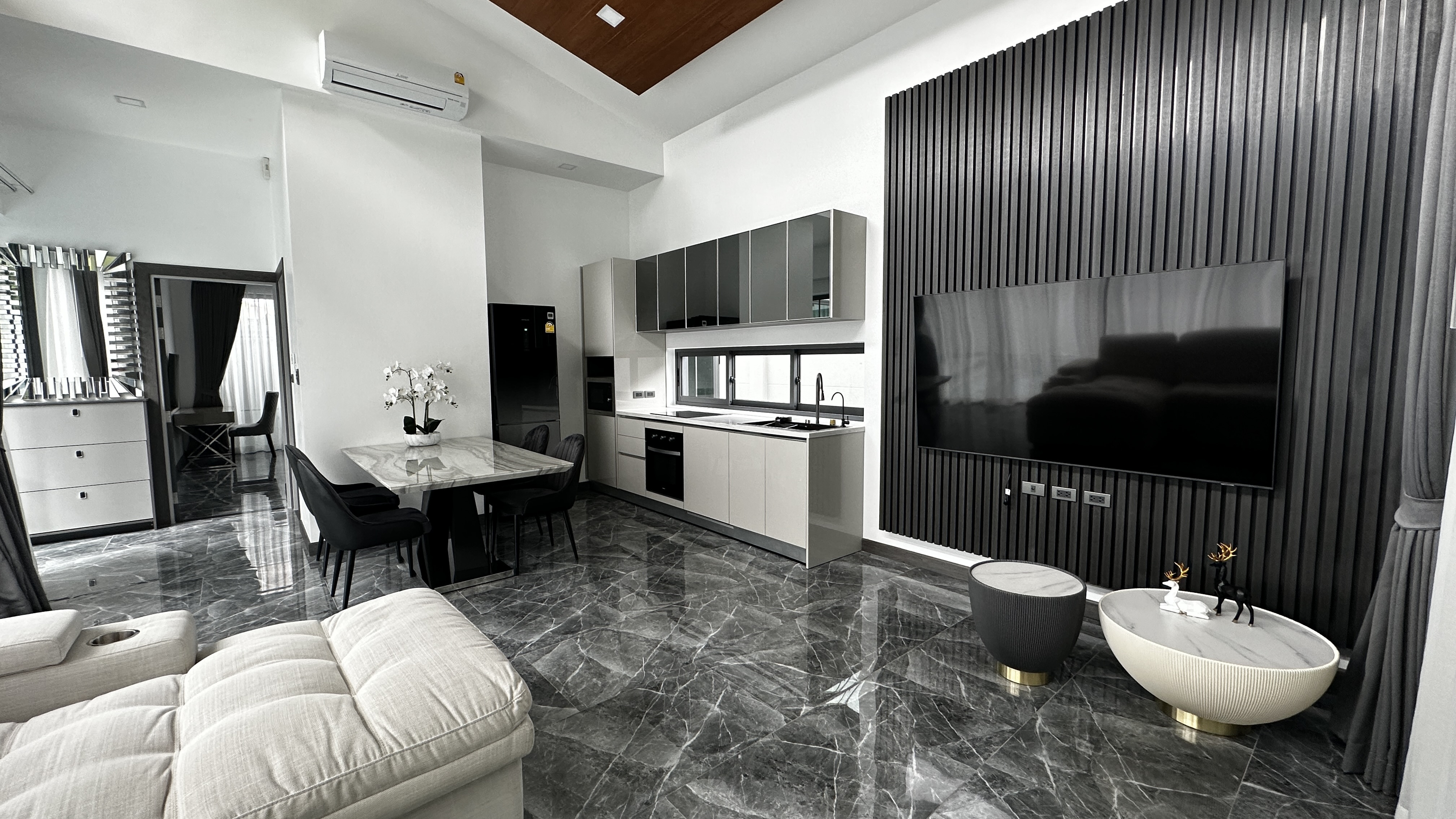 Modern 2-Bedroom Pool Villa – Nai Harn, South Phuket image