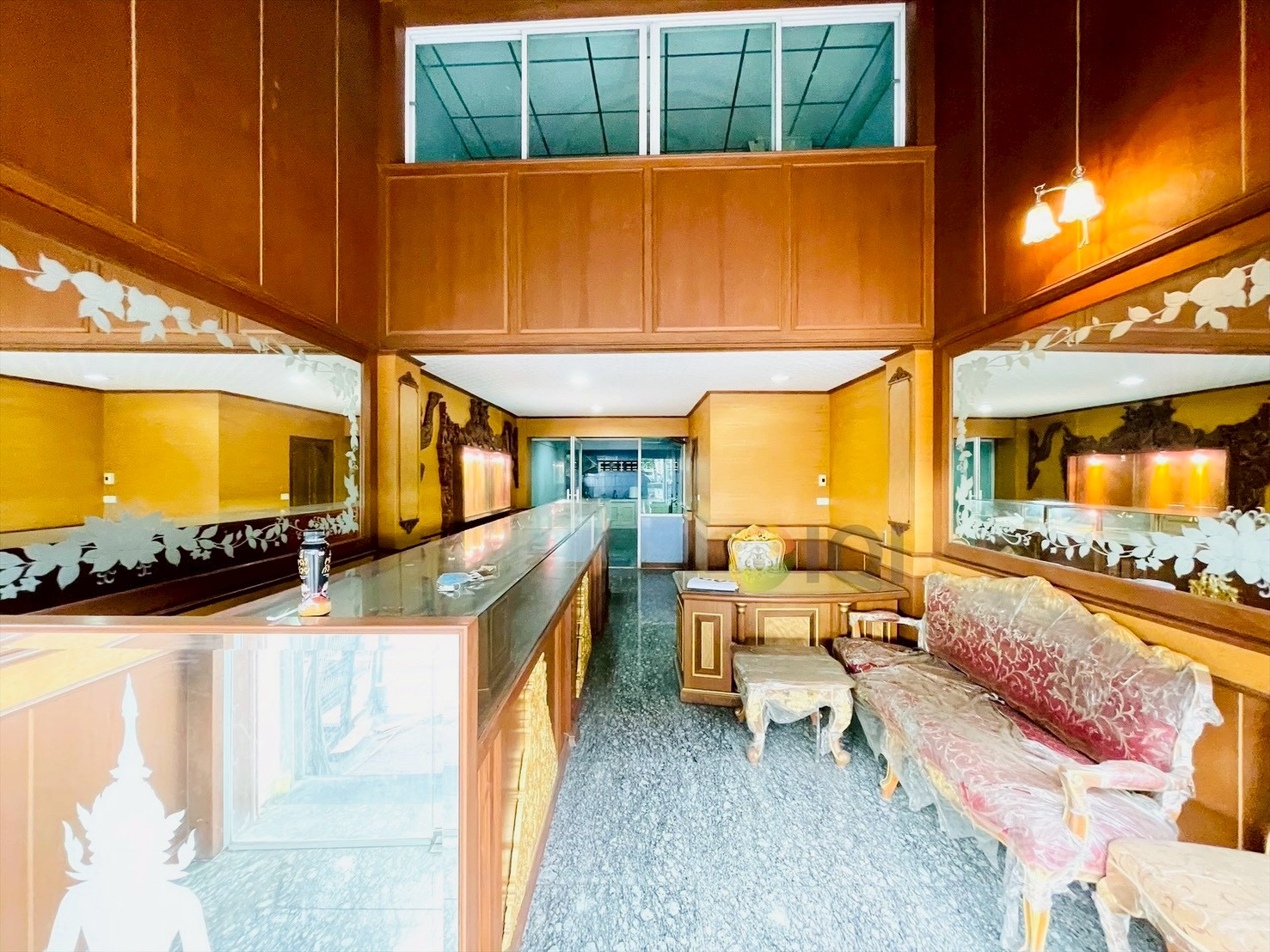 Commercial building for sale, 5 and a half storey, on Arun Amarin Road, good location, can do many kinds of business. image