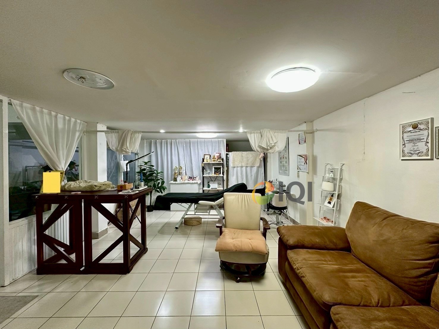 5 storey Commercial building for sale, 2 units, Nam Daeng - Bang Phli Road, near 2 electric train lines and near the expressway. image