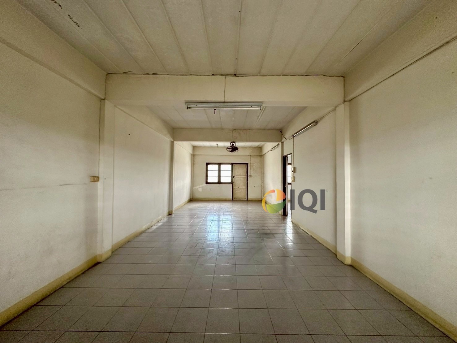 5 storey Commercial building for sale, 2 units, Nam Daeng - Bang Phli Road, near 2 electric train lines and near the expressway. image