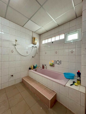 5 storey Commercial building for sale, 2 units, Nam Daeng - Bang Phli Road, near 2 electric train lines and near the expressway. image