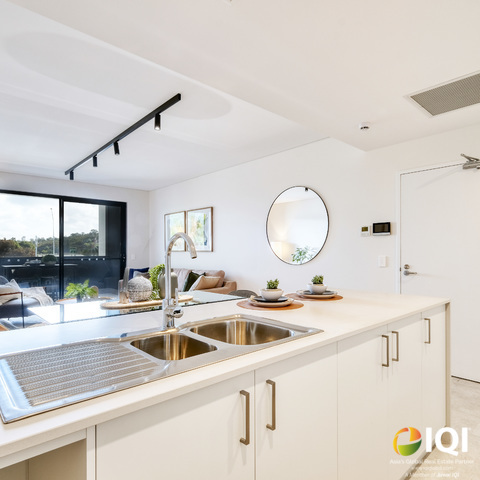 In the Heart of the South Perth Peninsula – Move In Ready Today! image