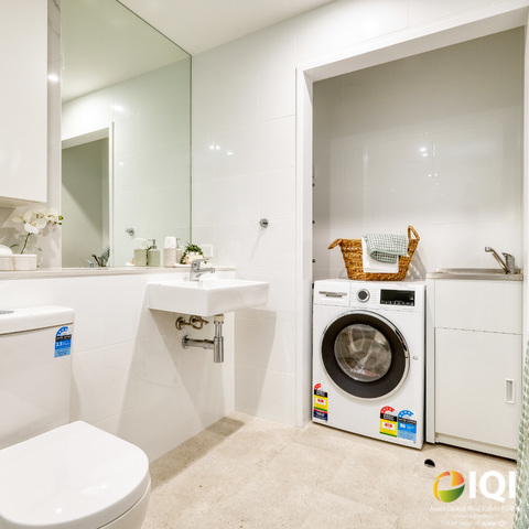 In the Heart of the South Perth Peninsula – Move In Ready Today! image