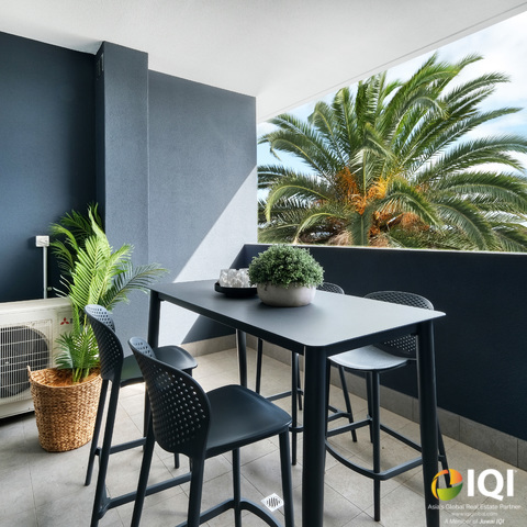 In the Heart of the South Perth Peninsula – Move In Ready Today! image