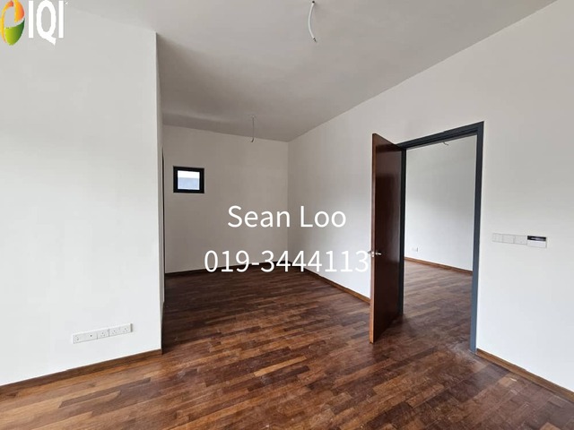 Sierra Hijauan image