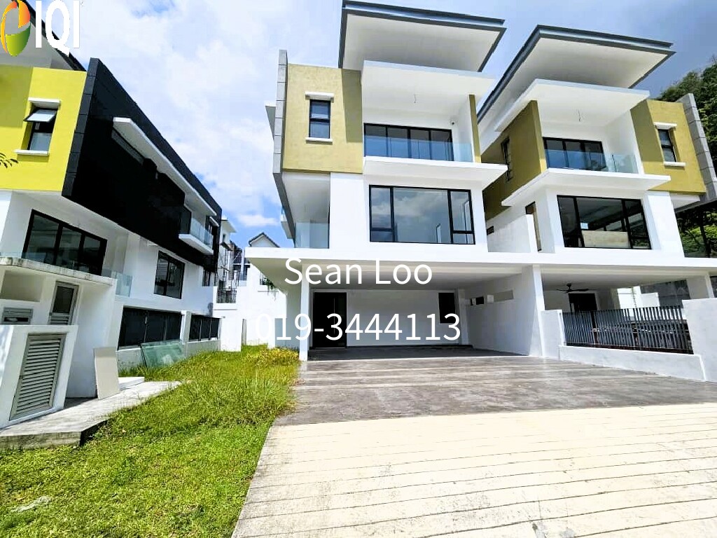 Sierra Hijauan image