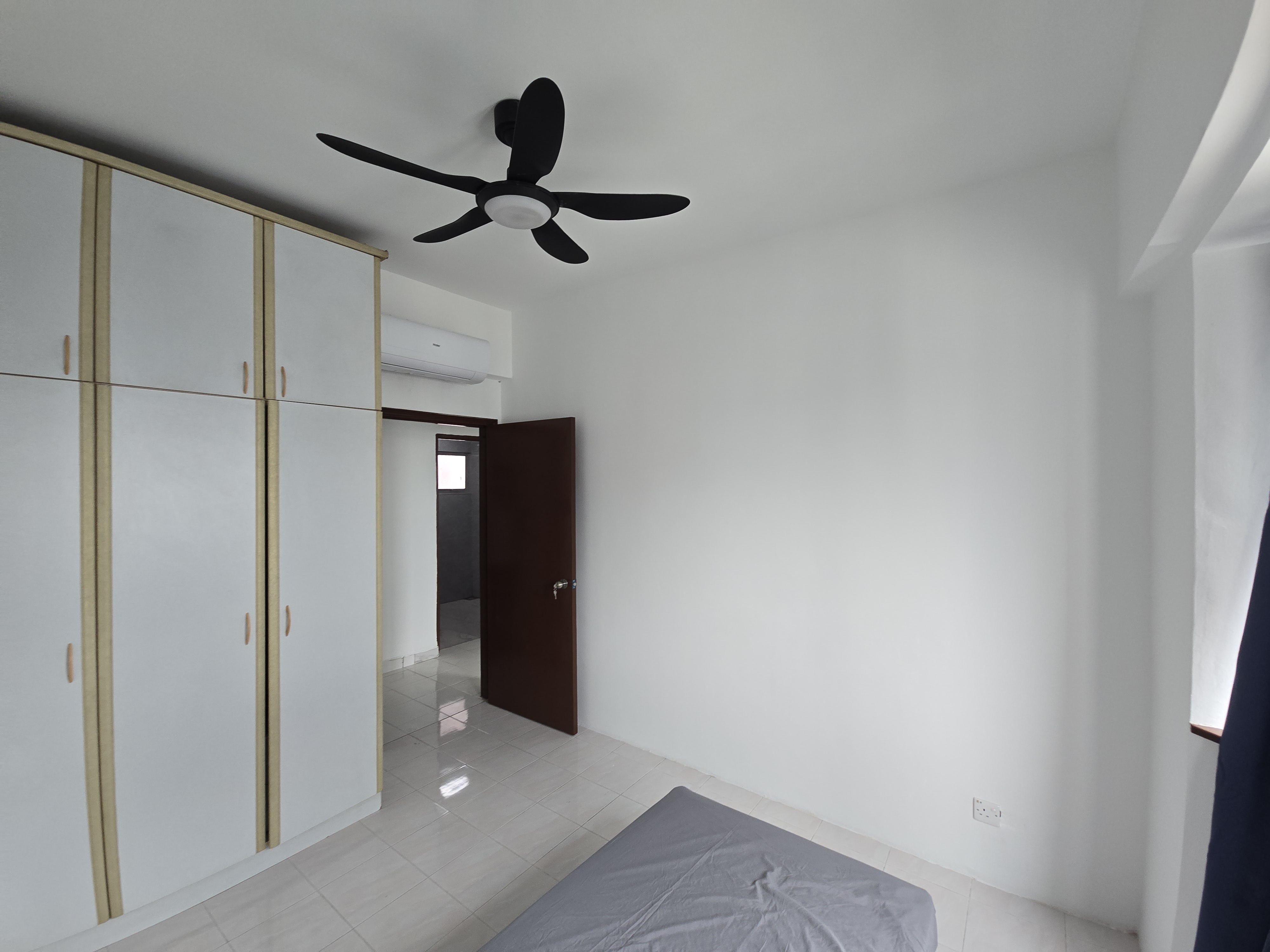 Bistari Condominium image