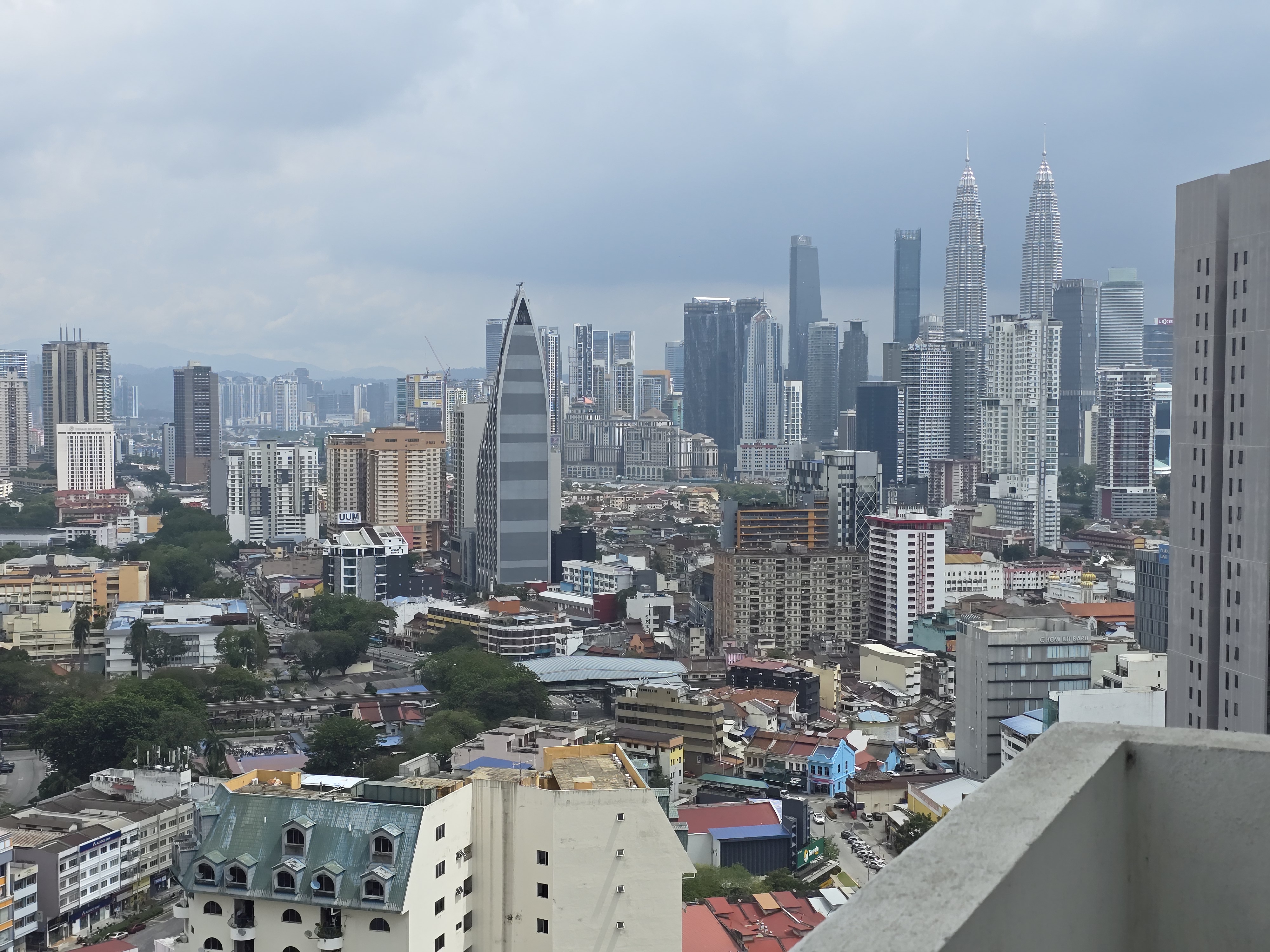 Bistari Condominium image