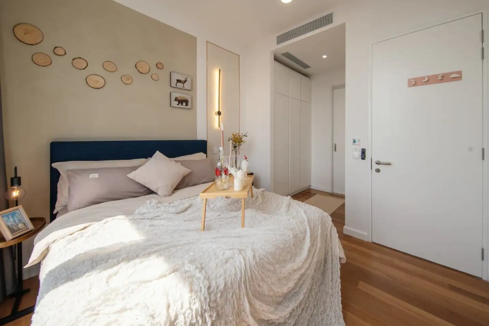 Pavilion Ceylon Hill image