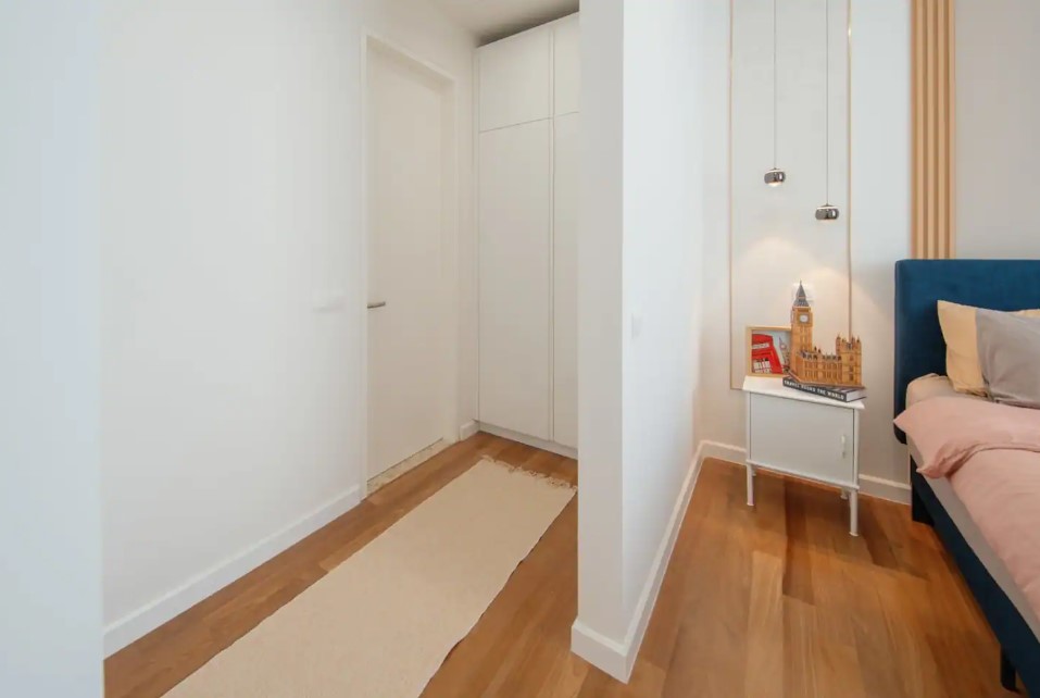 Pavilion Ceylon Hill image