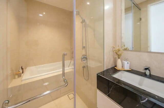 Pavilion Ceylon Hill image