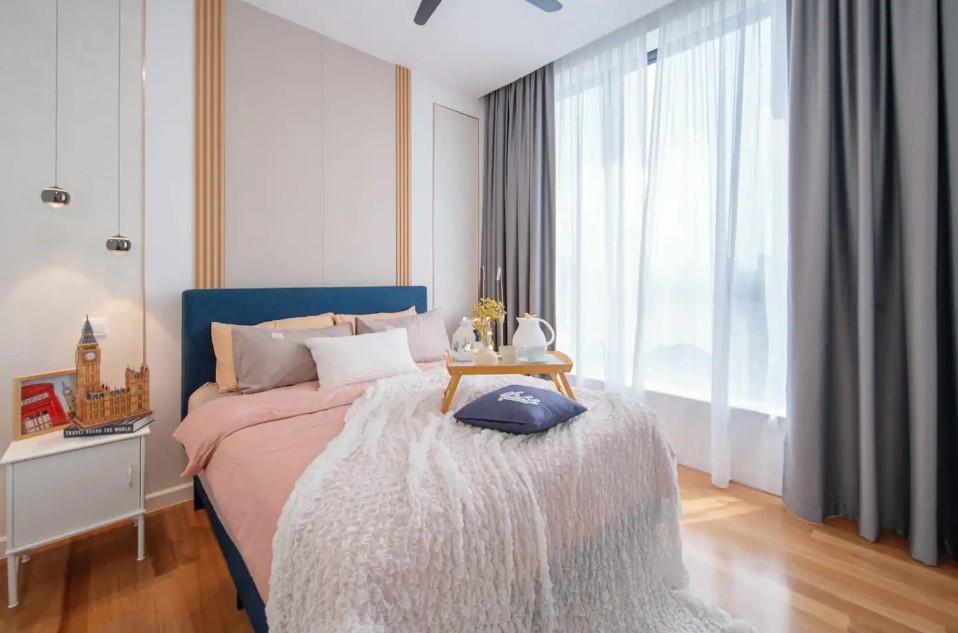 Pavilion Ceylon Hill image