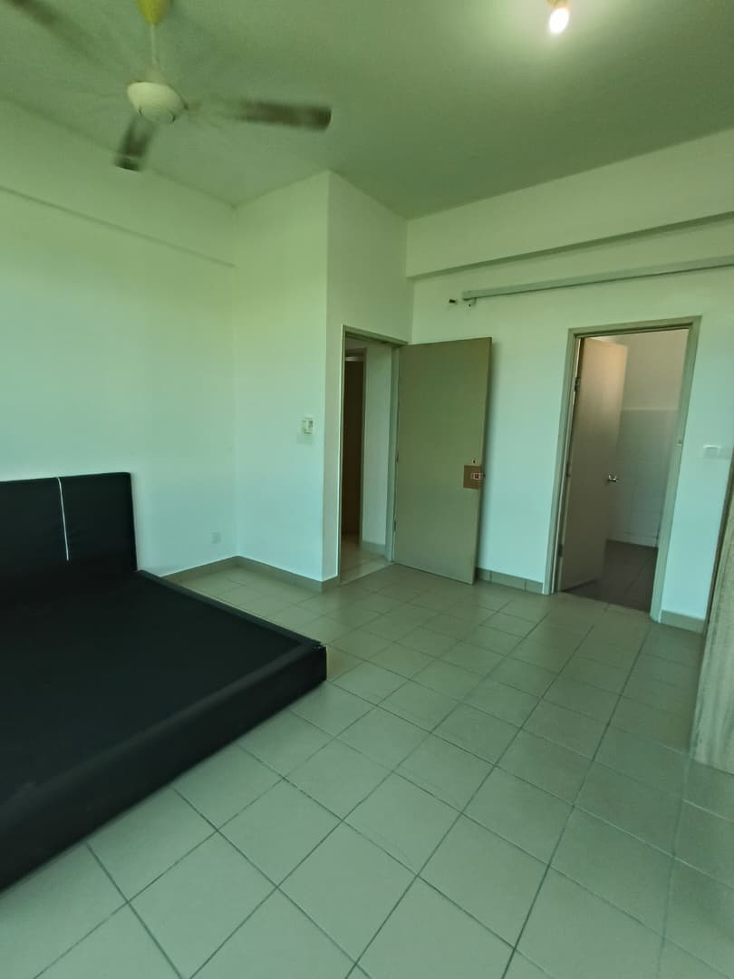 KINGFISHER PUTATAN CONDOMINIUM image