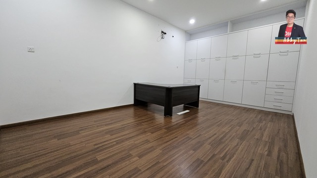 Panas Bah! Suria Inanam 1st Floor Ready Pakai, Harga Cun Gila! image