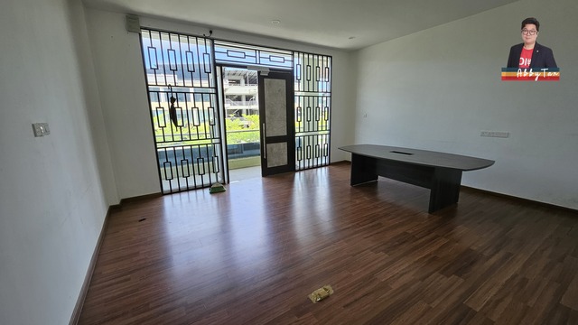 Panas Bah! Suria Inanam 1st Floor Ready Pakai, Harga Cun Gila! image