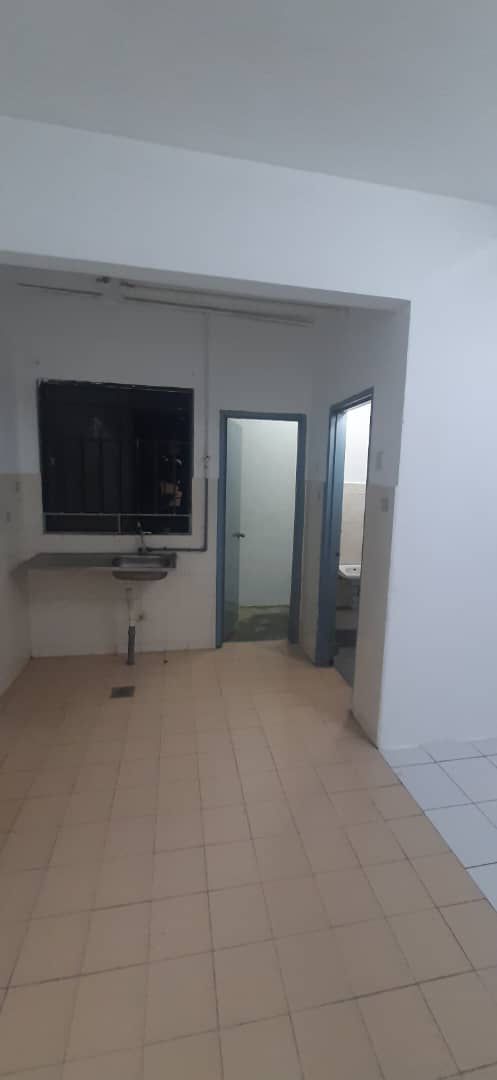 Vista Bayu Apartment, Taman Bayu Perdana image