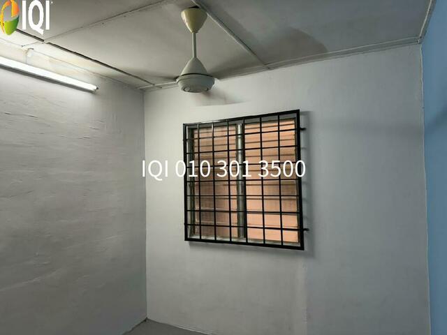 Pangsapuri Putra Damai image