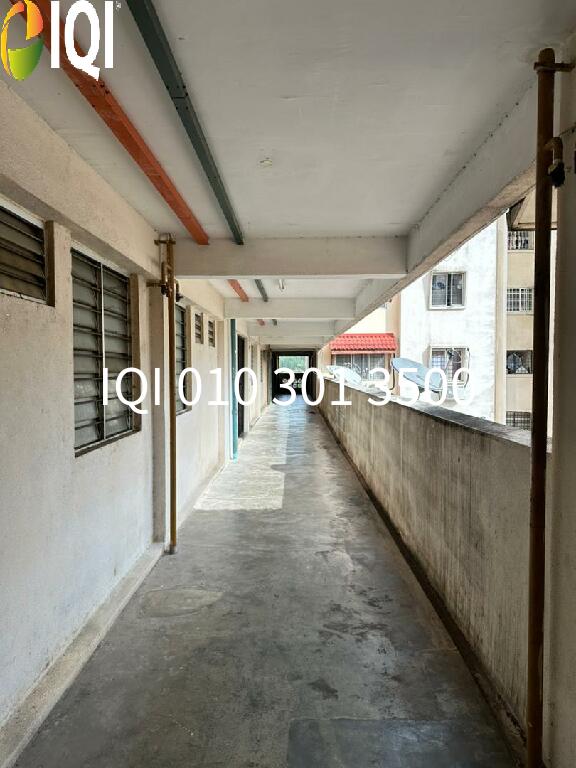 Pangsapuri Putra Damai image