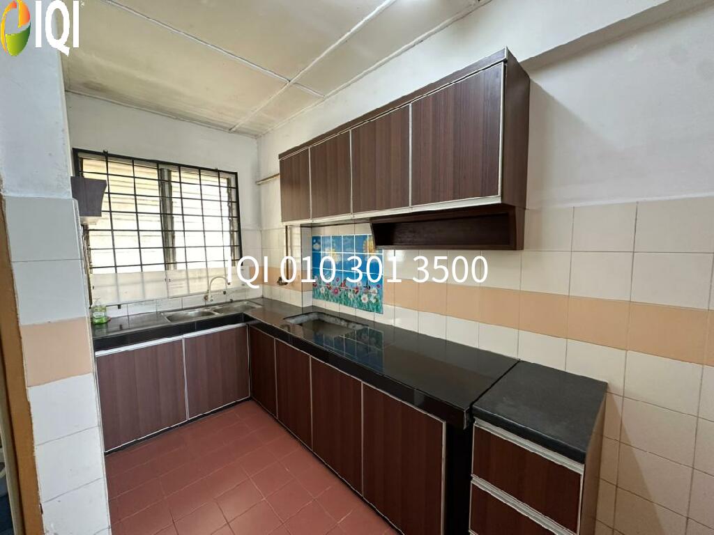 Pangsapuri Putra Damai image