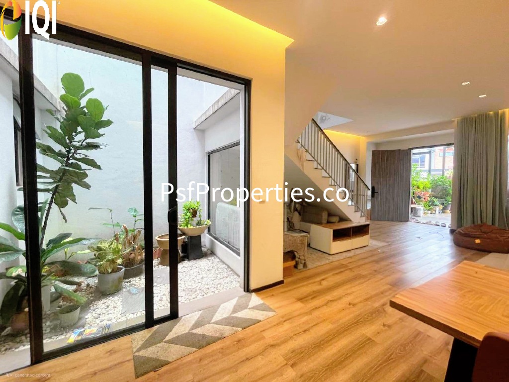 Elmina Valley 3 image