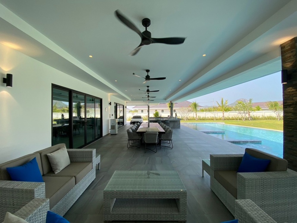 Luxury Hua Hin Villa with Massive Land Plot & Price Reduced to THB 23.5M! image