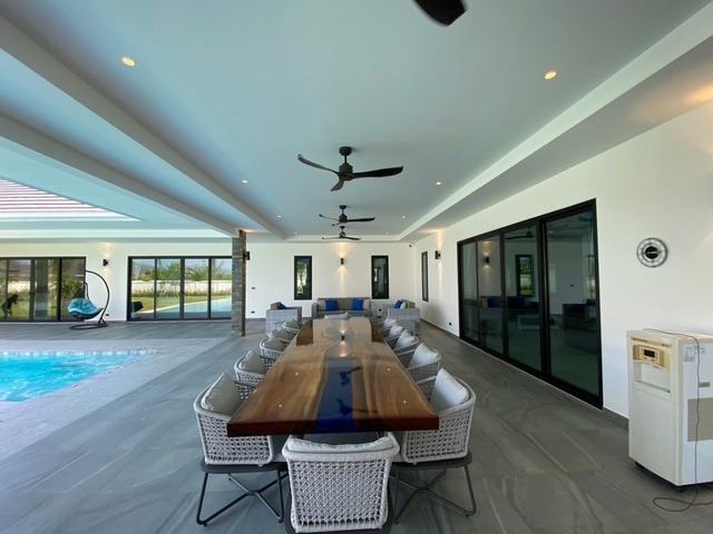 Luxury Hua Hin Villa with Massive Land Plot & Price Reduced to THB 23.5M! image