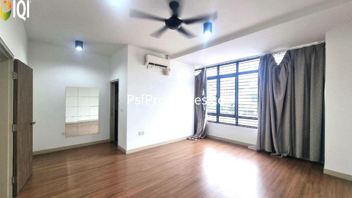 Elmina Valley 3 image