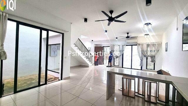 Elmina Valley 3 image