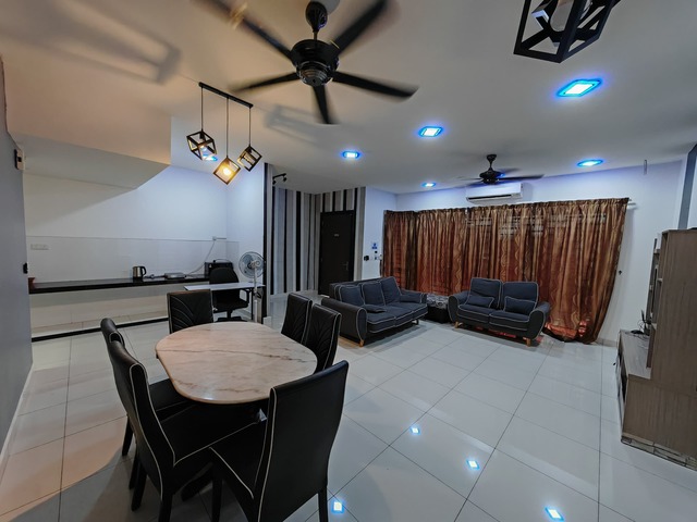 BANDAR AINSDALE (REDUP) image