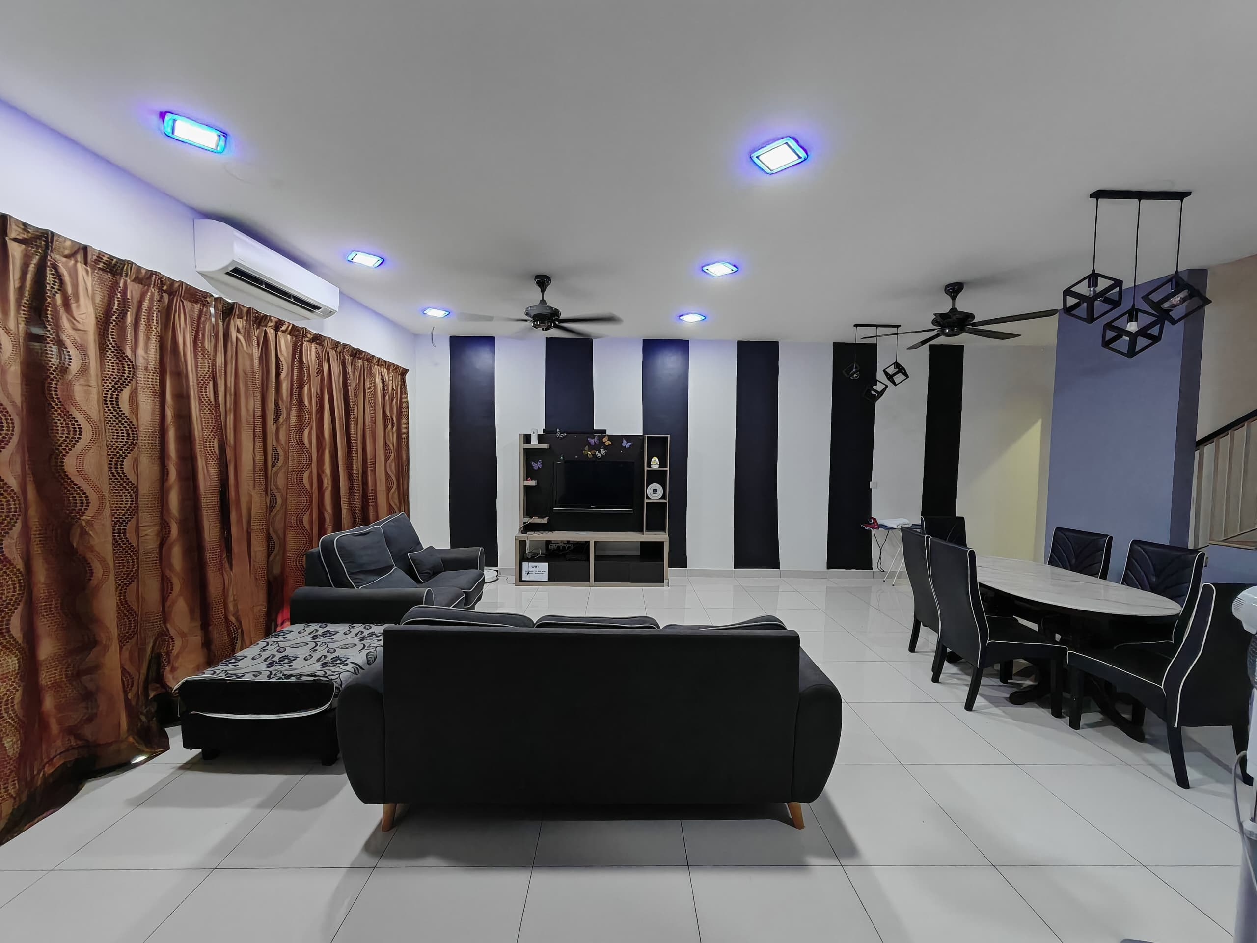 BANDAR AINSDALE (REDUP) image