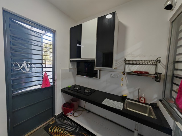 BANDAR AINSDALE (REDUP) image