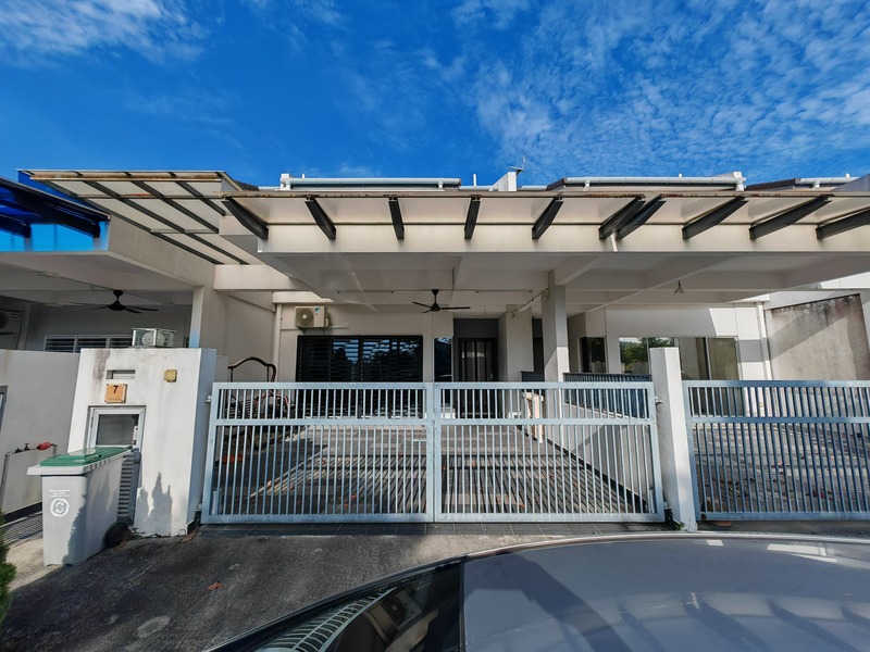 BANDAR AINSDALE (REDUP)