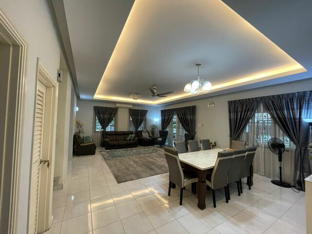 Avenue 1 Lake Valley image