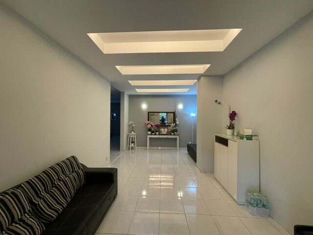 Lake Valley Avenue 1 image