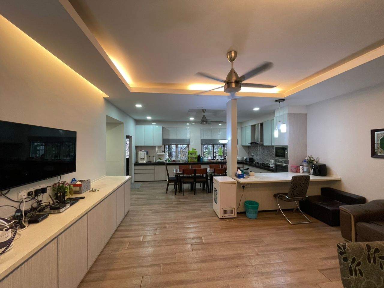 Lake Valley Avenue 1 image