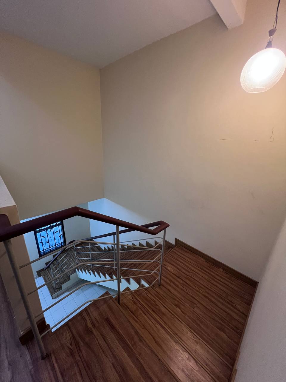 Bandar Baru Enstek, Negeri Sembilan image