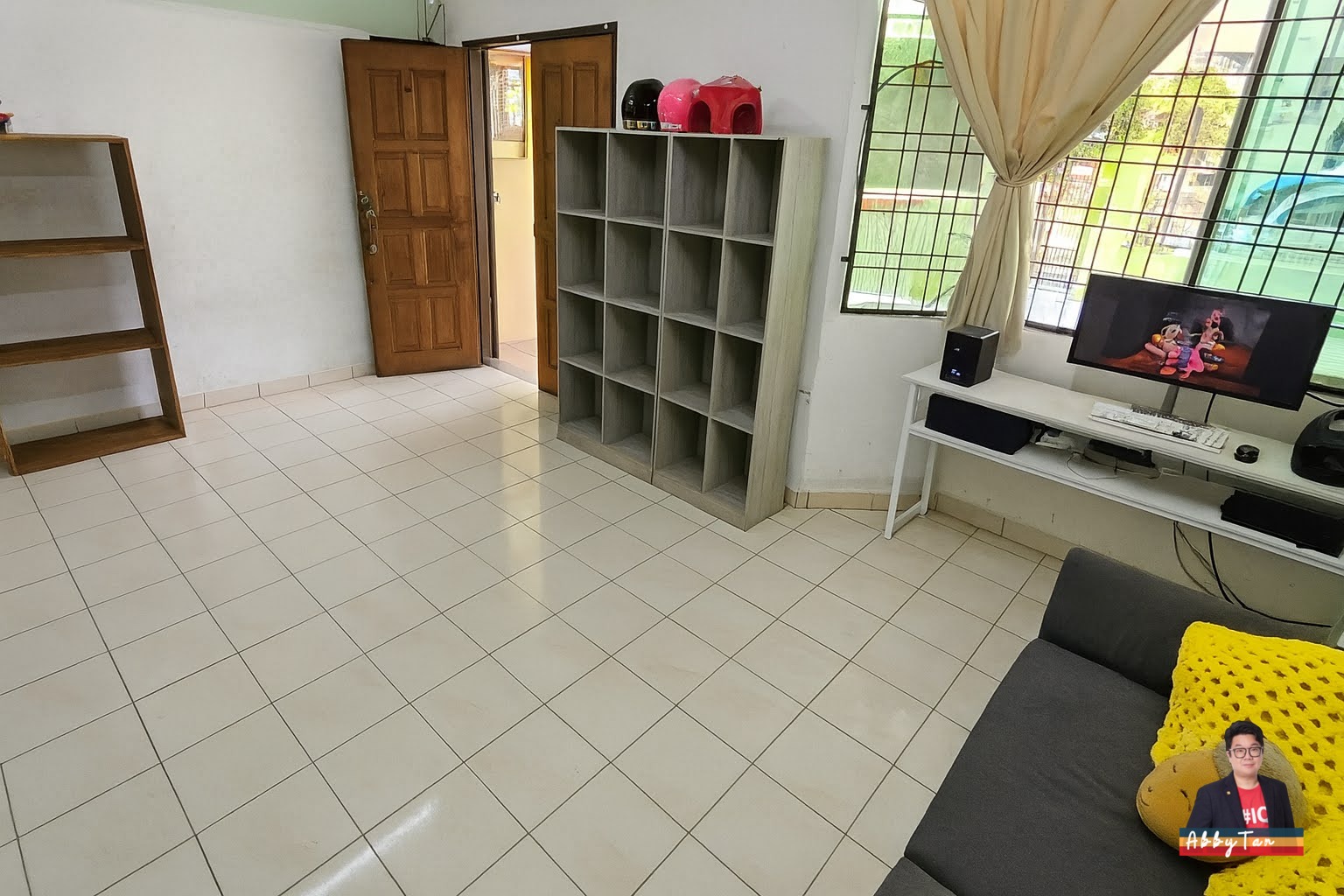 Taman Kingfisher Millenium | Family Home | Rumah Lama Perlu Touch-Up image