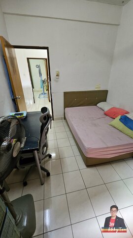 Taman Kingfisher Millenium | Family Home | Rumah Lama Perlu Touch-Up image